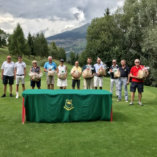 da sn: Marguerettaz Franco, Coquillard Giulia, Celesia Attilio, Vallet Mariella, Scopacasa Domenico, Succi Andrea, Santoro Stefano, Avoyer Edi (Presidente) , Zieba Tomasz, Rollet Renato da sn: Marguerettaz Franco, Coquillard Giulia, Celesia Attilio, Vallet Mariella, Scopacasa Domenico, Succi Andrea, Santoro Stefano, Avoyer Edi (Presidente) , Zieba Tomasz, Rollet Renato