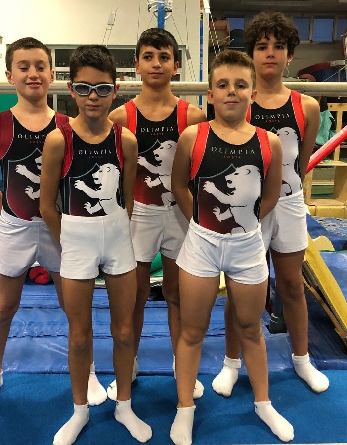 La squadra Gold2: Mattia Coutandin, Eric Mombelli, Riccardo Durello, Gabriele Mordenti e Gabriel Fuccio