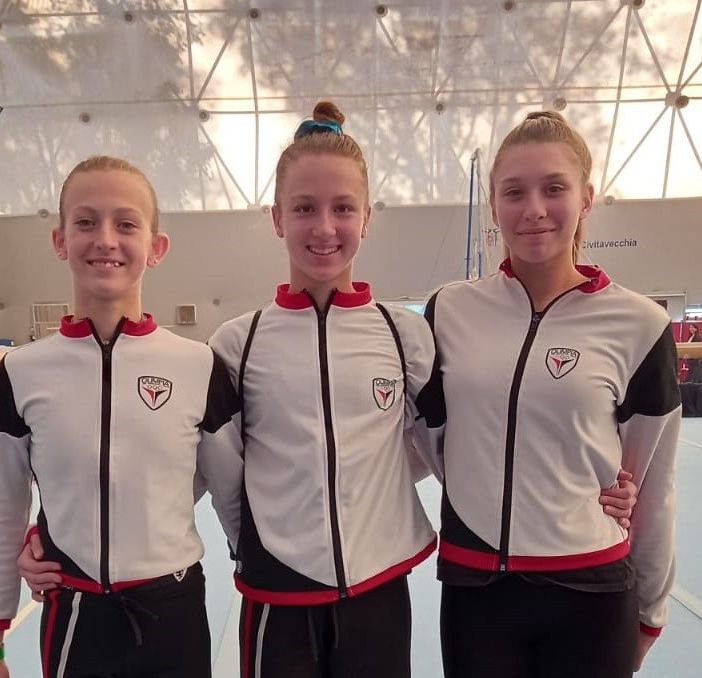 Abigail Martinet, Claire Savoye e Sophie Graziano