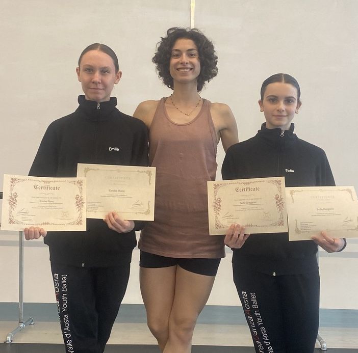 da sn: Emilie Ronc, Carola Sicheri e Sofia Gregorini