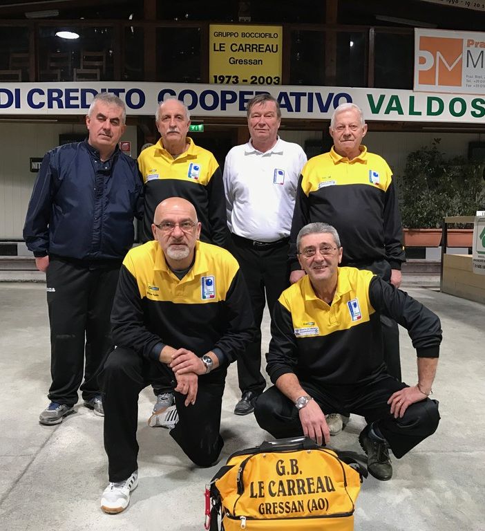 Da sn: Marco VIGNA TON – Giovanni ARDITO Giancarlo NICOLETTA – L’Arbitro di gara Alfonso NOE’ – Giuseppe BORBEY – Manuel PONT – Valter