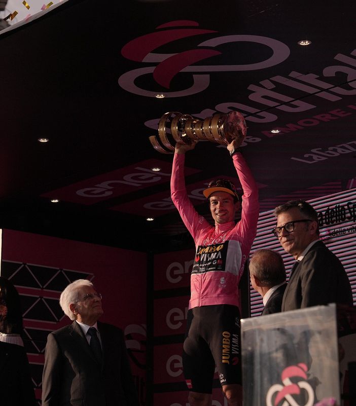 GIRO D'ITALIA: PRIMOZ ROGLIC VINCE LA 106/MA EDIZIONE