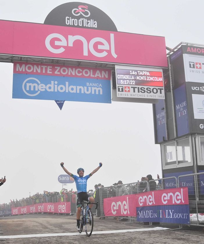GIRO D'ITALIA: Lorenzo Fortunato vince la tappa 14