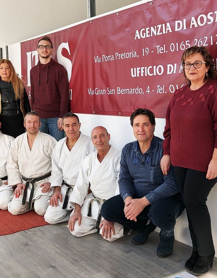 L’Agenzia ITAS di Aosta e di Morgex donano un defibrillatore all’ASD SEISHINKAI KARATE COURMAOSTA