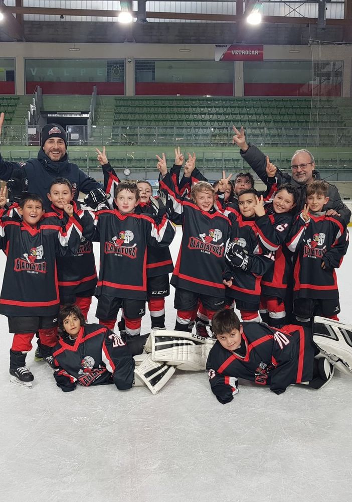Hockey Ghiaccio: Gli U 9  dei Gladiators conquistano il Memorial Ciaz