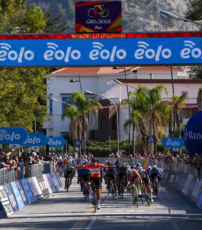 GIRO DELLA SICILIA EOLO: Molano centra il bis