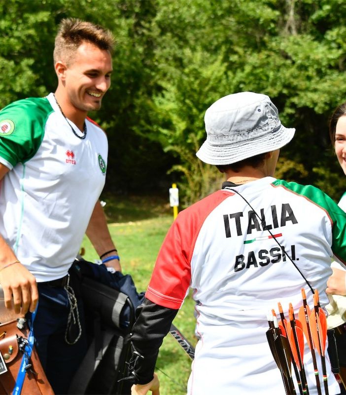 Nicola Kos, Iuana Bassi e Cecilia Santacroce esultano per la qualificazione in semifinale