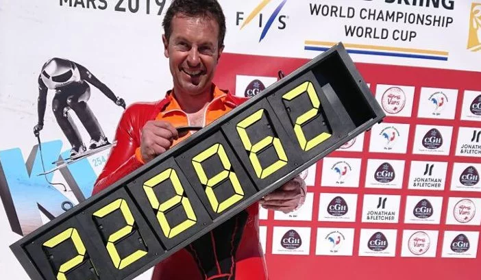 SIMONE ORIGONE TORNA CAMPIONE DEL MONDO A VARS: 228,862 KM/H