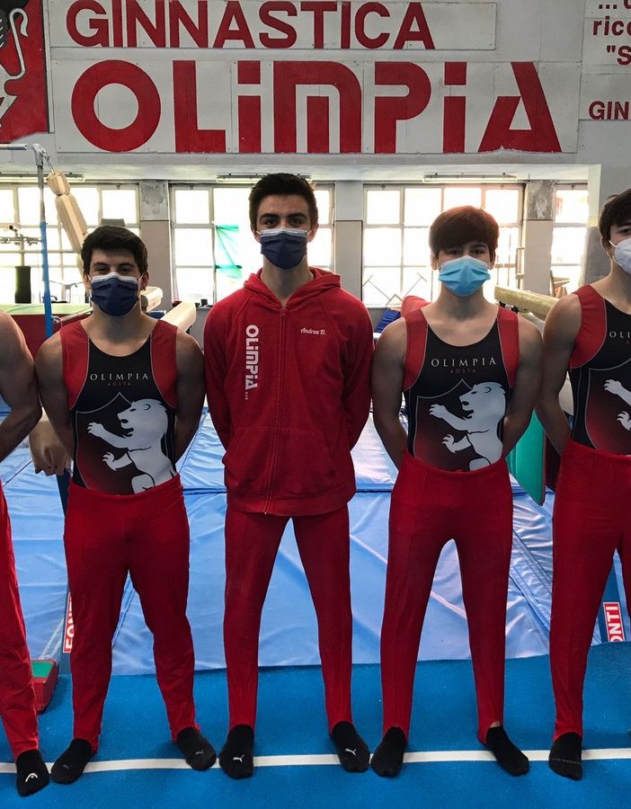 da sn Federico Marchesi, Didier Bétemps, Tommaso Morra Di Cella, Lorenzo Mattana e Diego Almerares
