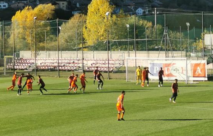 Calcio: PDHAE bloccato in casa dallo Stresa