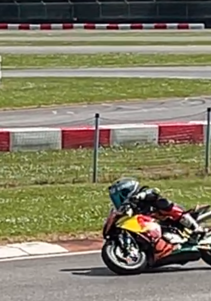 Tomas David esordisce nel Lignano Circuit di Sabbiadoro al CNV con la Ohvale 160cc del Team Alemotocorse