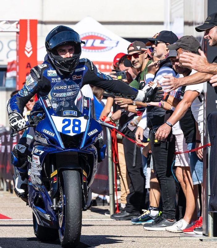 Il pilota della Yamaha Tommaso Occhi sceglie nuovamente la Valle d’Aosta per la sua preparazione psicofisica