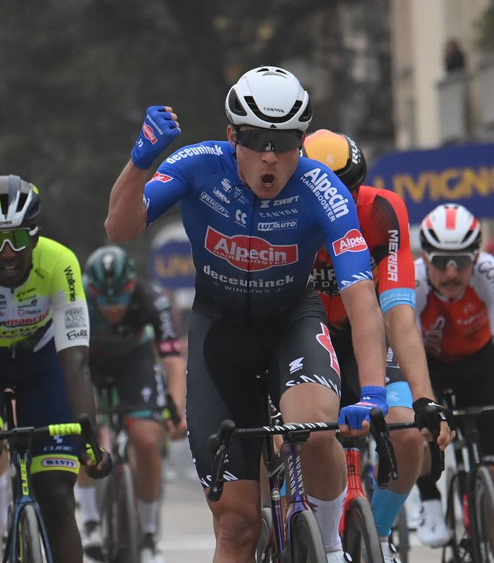 Ciclismo: Jasper Philipsen vince la terza tappa della Tirreno-Adriatico
