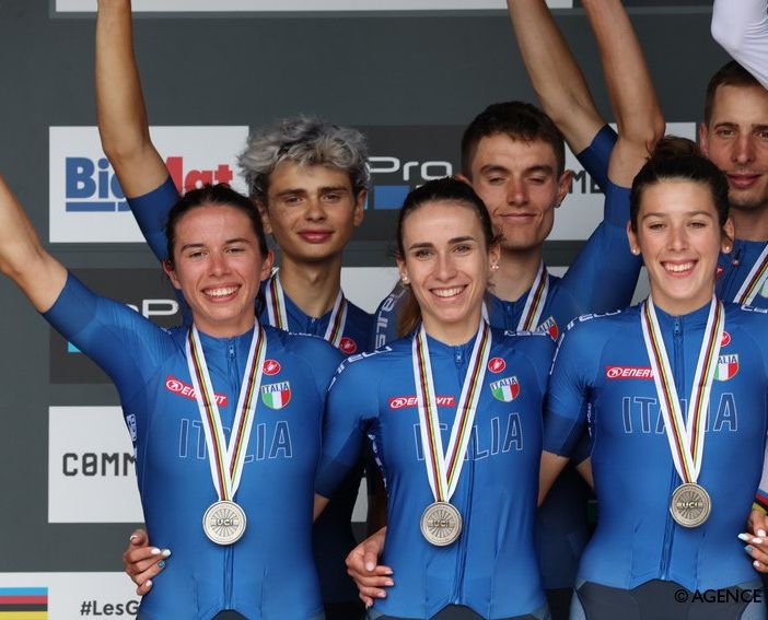 Ciclismo: Martina Berta e il sestetto azzurro d’argento nella Team relay di Les Gets