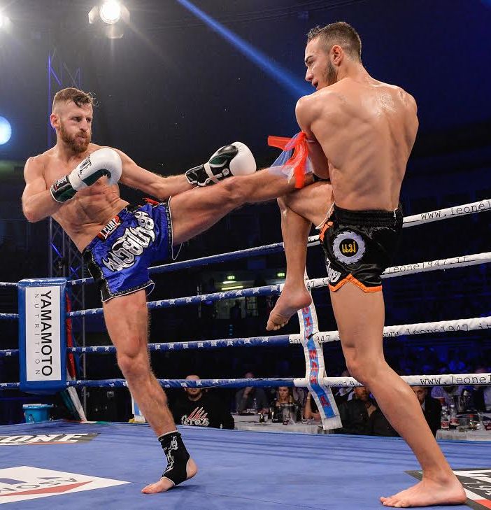 A sn il campione Cangelosi (foto di Tonello Abozzi) in occasione di Thai Boxe Mania 2017