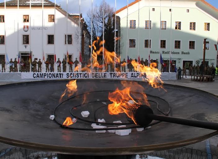 Ai Campionati sciistici delle Truppe Alpine: Sport e Solidarietà