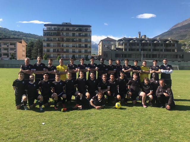 La Prima squadra del Centro giovani calciatori