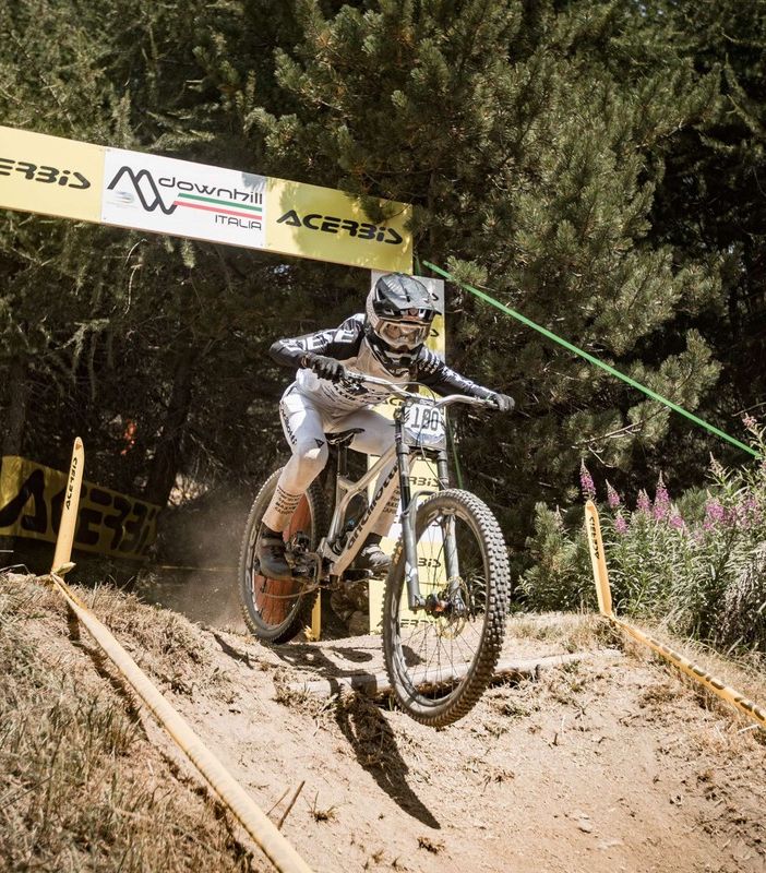 Ciclismo: Sophie Riva argento agli Italiani Downhill del Sestriere