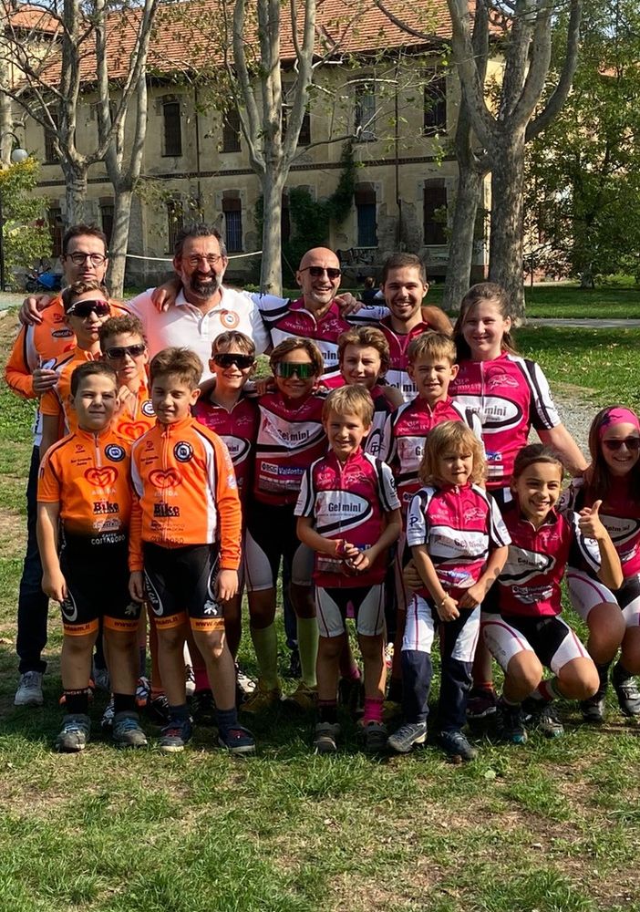 Ciclismo: Renzulli, Bortolotti e Domatti sul podio del Trofeo Anpi a Collegno
