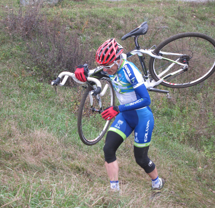 Ciclismo:  Challancin, Pesse, Nigra. Martinelli e Cottin sul podio a Borgosesia