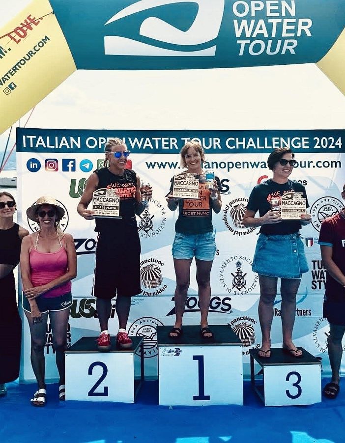 Nuoto: Marie Claire Deanoz brilla sul Lago Maggiore: Prima nella Categoria M40 e Ottava Assoluta