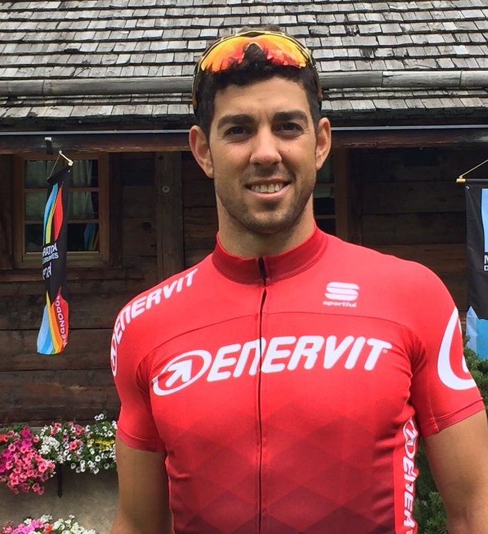 Fefderico Pellegrino in versione biker