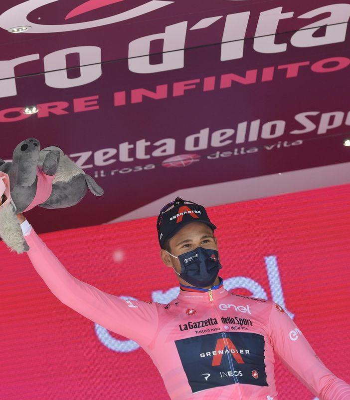 FILIPPO GANNA VINCE LA PRIMA TAPPA DEL GIRO D’ITALIA  ED È LA PRIMA MAGLIA ROSA