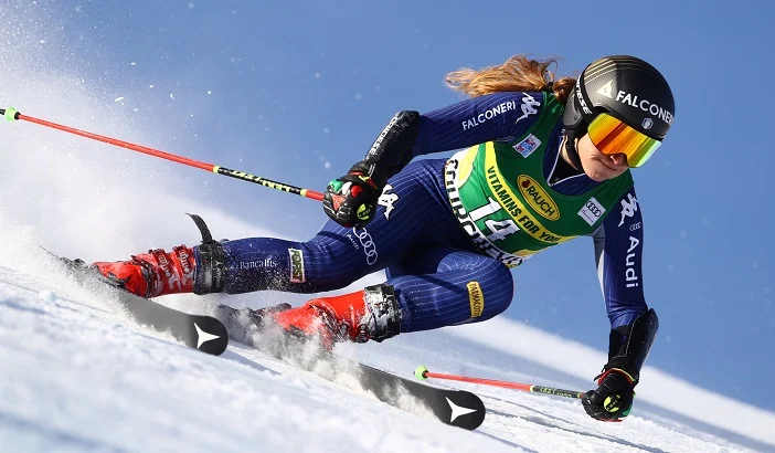 Sci: Brignone assente per postumi caduta e Goggia torna regina di discesa a Val d'Isere