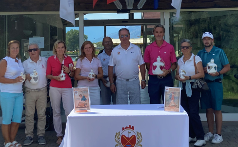 Da sinistra: Claudia Concetta Zambon, Enzo Spelgatti, Elsa Blanc, Piera Paola Stevanon, Francesco Vestena, Edi Avoyer (vice presidente), Roberto Rossi, Macori Merinda e Andrea Vallet