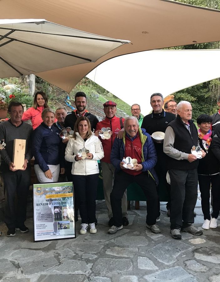 Da sn Avoyer Xavier, Santoro Stefano, Laval Sandro, Borre Barbara, Pirone Deborah, Collé Dario, Benati Alessandro, Rey Francesca, Biancardi Giorgio, Comé Dario, Avoyer Edi, Abram Ennio, Farcoz Riccardo, Rollet Renato, Bionaz Lorena, Barrel Manuel, Borre Alberto, Pirone Mario