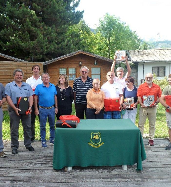 da sn: Sandro Laval, Giorgio Gagliardi, Luca Pressendo, Guido Nieroz, Farcoz Gabriella (sindaco di Gignod), Franco Marguerettaz, Marinella Bellinvia, Vincenzo Cairo, Giancarlo Grange, Annamaria Berlier, Paolo Caselli, Stefano Collè