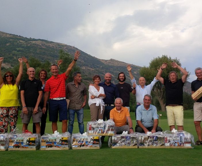 Da sn Paola Raffaelli, Flavio Spalla, Elisa Bionaz, Roberto Rossi, Domenico Pellicone, Francesca Invernizzi, Richard Guolo, Henry Pession, Andrea Leonardi, Dario Martignene, Attilio Celesia; seduti Davide Merlet e Giorgio Grosjean Da sn Paola Raffaelli, Flavio Spalla, Elisa Bionaz, Roberto Rossi, Domenico Pellicone, Francesca Invernizzi, Richard Guolo, Henry Pession, Andrea Leonardi, Dario Martignene, Attilio Celesia; seduti Davide Merlet e Giorgio Grosjean