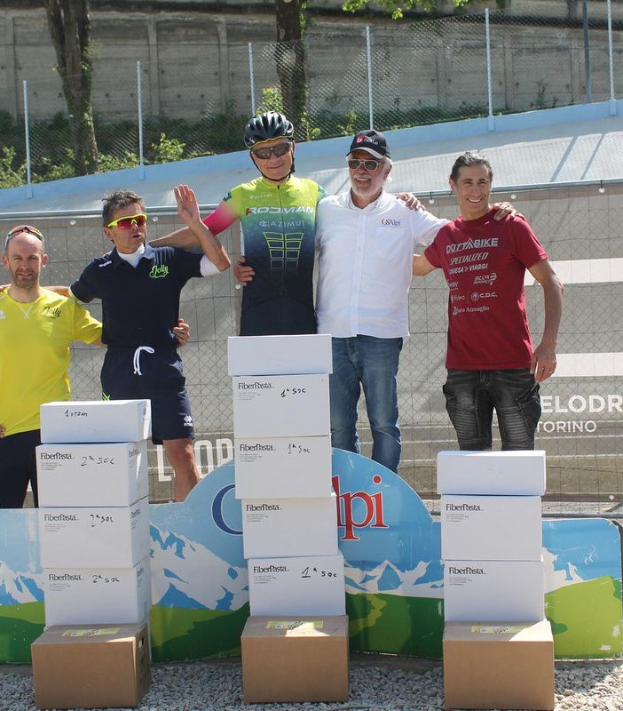 Ciclismo: Allo svizzero Arnaud Tissieres e alla cuneese Samantha Arnaudo la Granfondo Internazionale Torino Motovelodromo Fausto Coppi