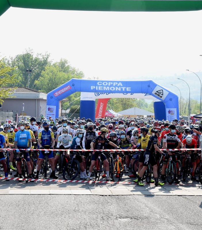 Ciclismo: La Gran Fondo Tre Valli Varesine Eolo chiude l'edizione 2021 del circuito Coppa Piemonte
