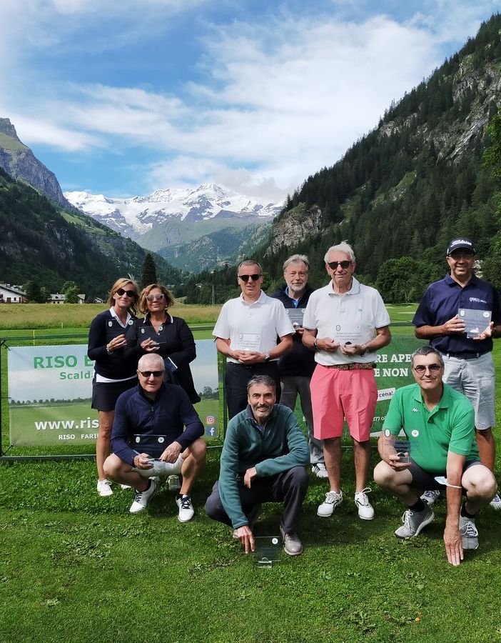 Nella foto da sx verso dx: (in piedi) Stampacchia Alessandra, Gazzola Silvana, Di Marco Giuseppe, Scarienzi Andrea, Carminati Alberto e furnari Annunziato(in basso) Goglio Rinaldo, Sinicato Federico e Pregnolato Dimitri