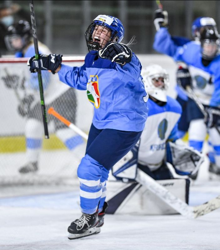 Hockey ghiaccio: Cuore azzurro, l’Italia ottiene il pass per la qualificazione olimpica di Füssen Hockey ghiaccio: Cuore azzurro, l’Italia ottiene il pass per la qualificazione olimpica di Füssen