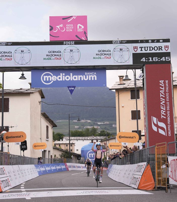 LA MAGLIA ROSA JARNO WIDAR VINCE LA SESTA TAPPA DEL GIRO NEXT GEN