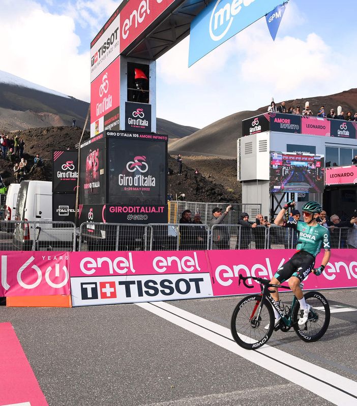 GIRO ITALIA: Prima tappa italiana a Kämna e maglia a Lopez