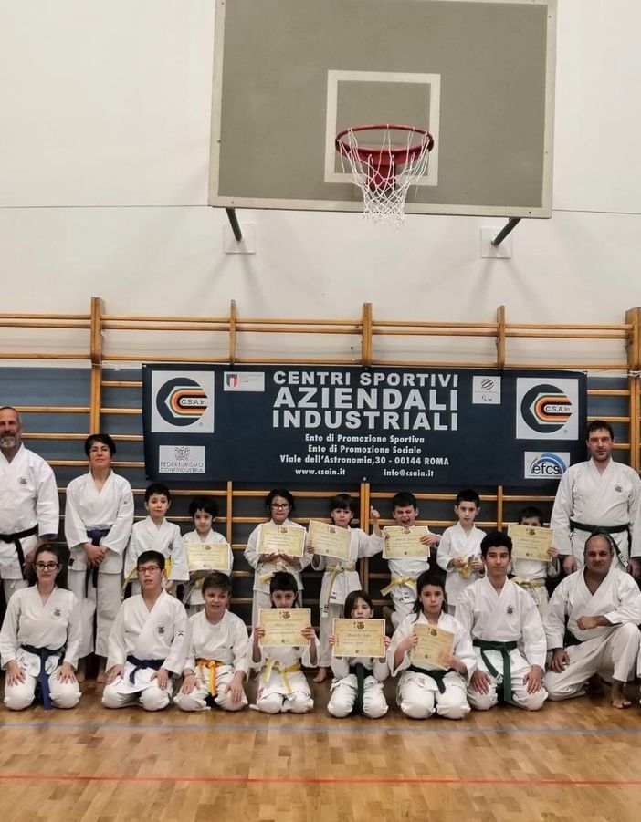 Karate: Le nuove cinture assegnati agli atleti di Libera Energia Karate