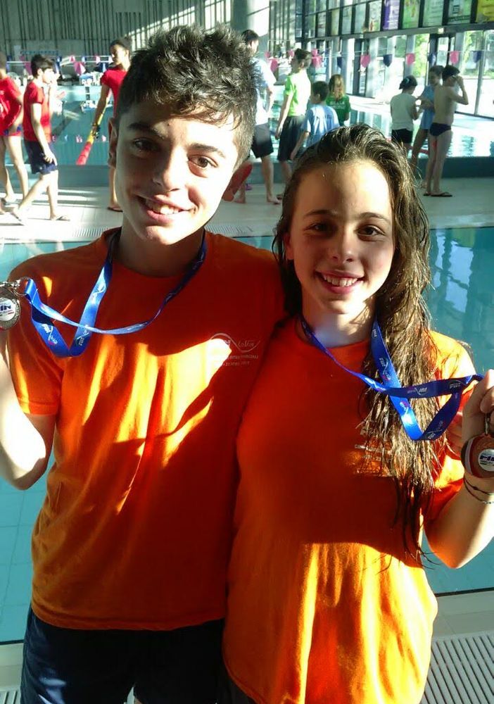 Alessio Calò, medaglia d’argento nei 100 stile nuotati in 1’01”60 e Alessandra Raso, bronzo nei 200 misti nuotati in 2’45”50