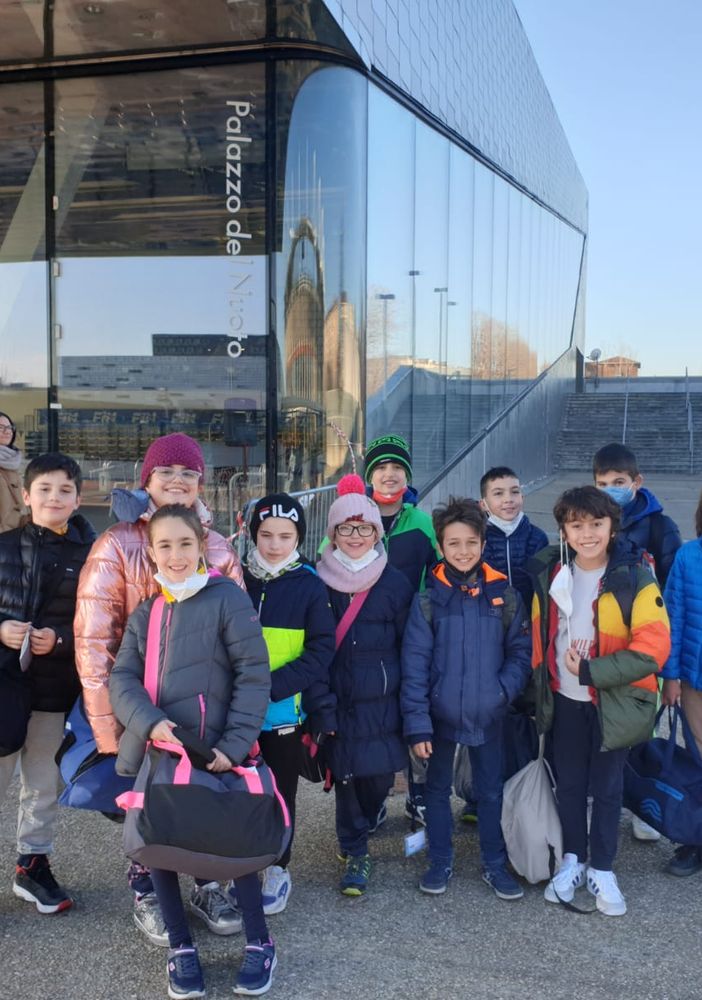 Nella foto gli Esordienti B, da sn. Davide Carere, Annamaria Fazari, Arianna Musso, Clio Di Donato, Giorgia Albace, Gerardo Fazari, Diego Girasole, Thomas Arghittu, Yari Rossan, Andrea Merighi e David Tomas