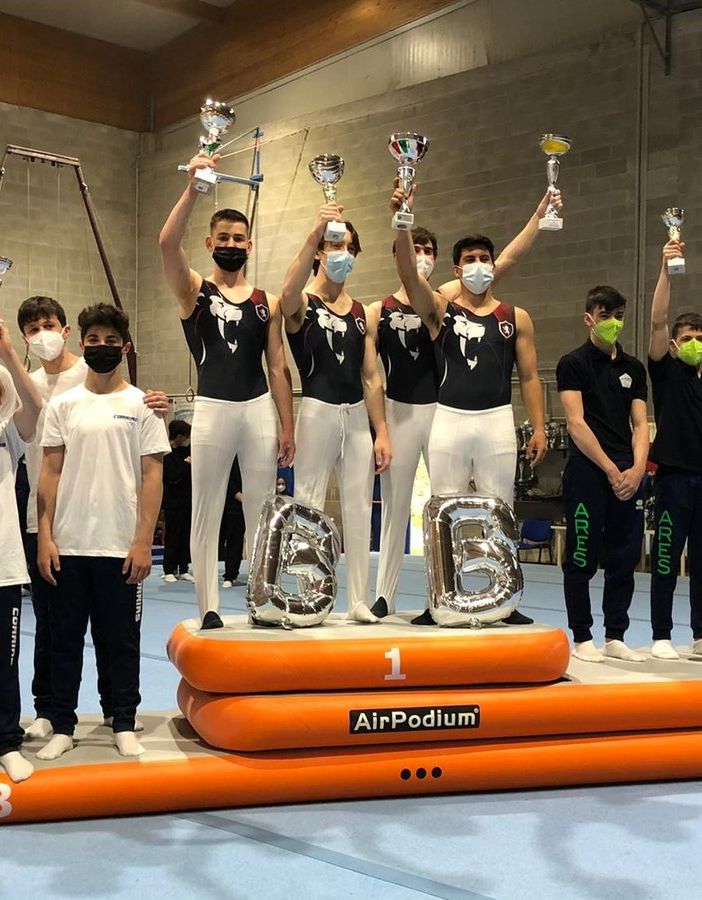 Lorenzo Mattana, Luca Massetti, Federico Marchesi e Didier Bétemps sul podio
