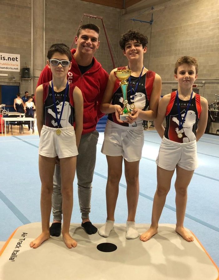 Eric Mombelli, Gabriel Fuccio e Gabriele Mordenti con Samuele Gallo