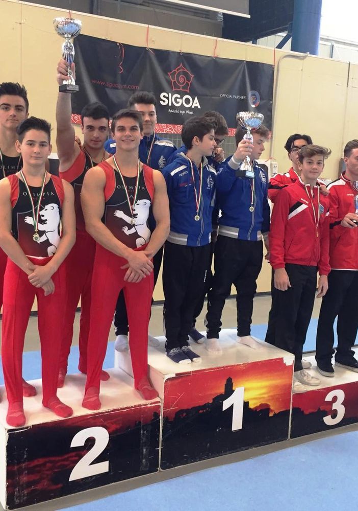 Tommaso Morra Di Cella, Lorenzo Mattana, Alessandro Arosio e Samuele Gallo sul podio