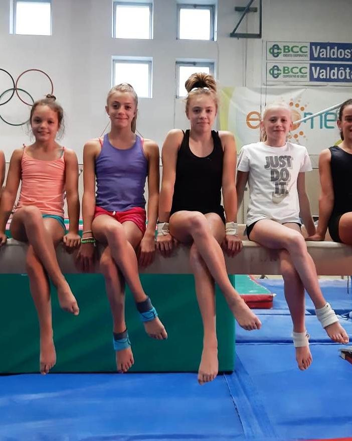 Le allieve Gold 2 dell’Olimpia Annie Desandré, Joana Koceku, Beatrice Morra di Cella, Vittoria Ramanzin, Emma Viérin e Martina Saroglia