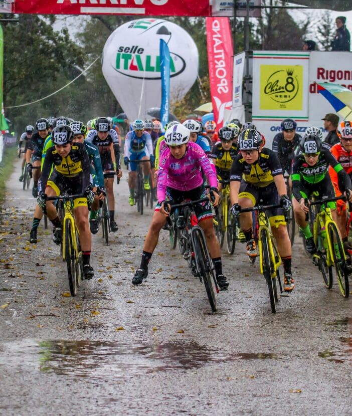 Ciclismo:  Pesse, F. e M. Agostinacchio e Cottin sul podio del Giro d’Italia Cx a Osoppo