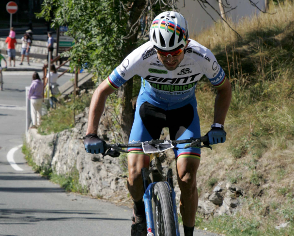 Ciclismo: Al colombiano Leon Paez la GraParadiso Bike