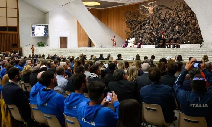 Il Papa a bambini e ragazzi: non perdete il gusto di fare sport per passione