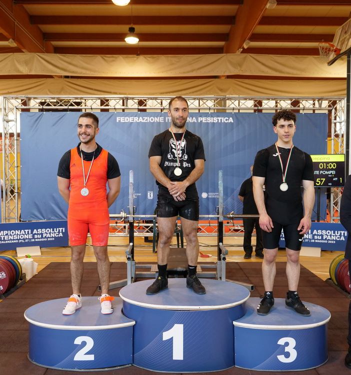 Alessandro Scordamiglia sul podio