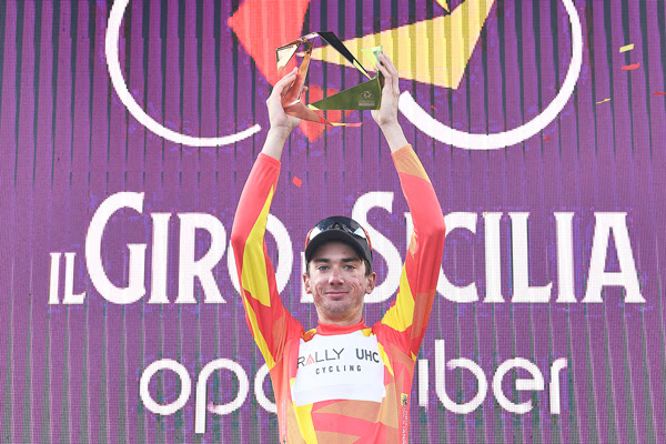 Ciclismo: Giro Sicilia; Martin si prende l'Etna, Mcnulty la Sicilia